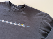 Load image into Gallery viewer, Vintage Long Sleeve T-Shirt (large)