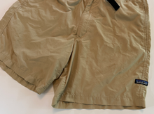 Load image into Gallery viewer, Belted Shorts (large)