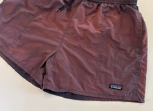 Load image into Gallery viewer, Vintage Shorts (x-large)