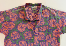 Load image into Gallery viewer, Vintage Hawaiian Shirt (S/M)