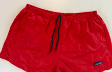 Load image into Gallery viewer, Vintage Shorts (medium)