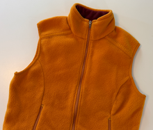 Load image into Gallery viewer, Fleece Vest (women&#39;s large)