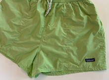 Load image into Gallery viewer, Vintage Shorts (x-large)