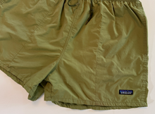 Load image into Gallery viewer, Vintage Shorts (x-large)