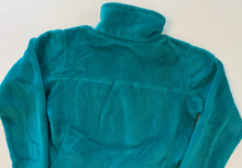 Load image into Gallery viewer, Fleece Pullover (women&#39;s medium)