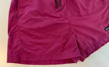 Load image into Gallery viewer, Vintage Shorts (women's large/men's medium)