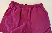 Load image into Gallery viewer, Vintage Shorts (women's large/men's medium)