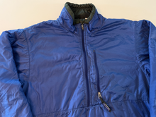 Load image into Gallery viewer, Vintage Puffer Pullover (medium)
