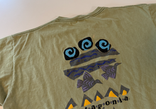 Load image into Gallery viewer, Rare Vintage T-Shirt (L/XL)