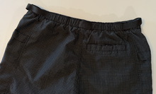 Load image into Gallery viewer, Belted Vintage Shorts (medium)