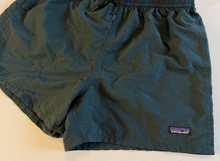 Load image into Gallery viewer, Vintage Shorts (medium)
