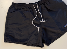 Load image into Gallery viewer, Vintage Shorts (medium)