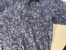 Load image into Gallery viewer, Hawaiian Shirt (large)