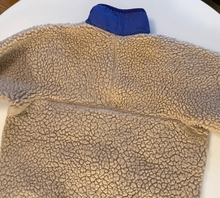 Load image into Gallery viewer, Deep Pile Vintage Fleece Jacket (large)