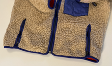 Load image into Gallery viewer, Deep Pile Vintage Fleece Jacket (large)