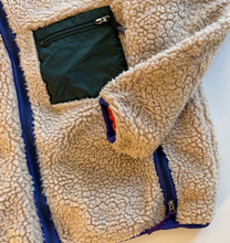 Load image into Gallery viewer, Deep Pile Vintage Fleece Jacket (x-large)