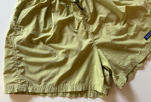 Load image into Gallery viewer, Vintage Shorts (women's medium/men's small)