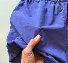 Load image into Gallery viewer, Vintage Shorts (women's large/men's medium)