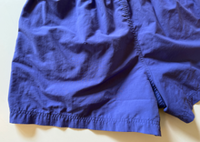Load image into Gallery viewer, Vintage Shorts (women's large/men's medium)