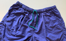 Load image into Gallery viewer, Vintage Shorts (women's large/men's medium)