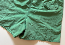 Load image into Gallery viewer, Vintage Shorts (38-40)