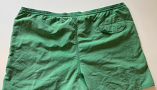 Load image into Gallery viewer, Vintage Shorts (38-40)