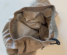 Load image into Gallery viewer, Vintage Shorts (small)
