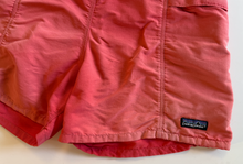 Load image into Gallery viewer, Belted Faded Vintage Shorts (small)