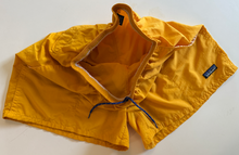 Load image into Gallery viewer, Vintage Shorts (large)