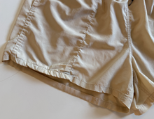 Load image into Gallery viewer, Vintage Shorts (x-large)