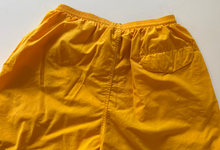 Load image into Gallery viewer, Vintage Shorts (medium)