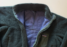Load image into Gallery viewer, Vintage Fleece Jacket (medium)