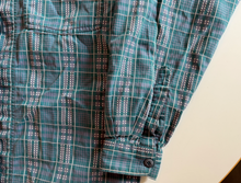 Load image into Gallery viewer, Vintage Pattern Shirt (women's large/men's small)