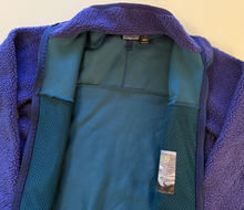 Load image into Gallery viewer, Deep Pile Full Zip Jacket (small)