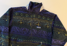 Load image into Gallery viewer, Pattern Fleece Pullover (small/kids 12)