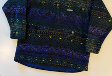 Load image into Gallery viewer, Pattern Fleece Pullover (small/kids 12)