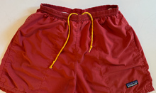 Load image into Gallery viewer, Vintage Shorts (small)