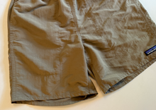 Load image into Gallery viewer, Shorts (small)