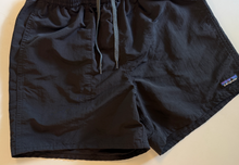 Load image into Gallery viewer, Shorts (medium)
