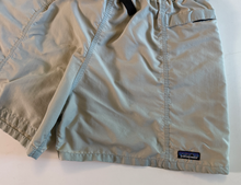 Load image into Gallery viewer, Belted Vintage Shorts (large)