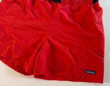 Load image into Gallery viewer, Belted Vintage Shorts (large)