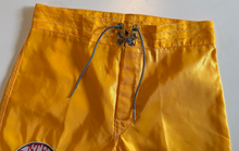 Load image into Gallery viewer, Bertha Shorts (28-29)