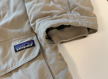 Load image into Gallery viewer, Heavy Down Filled Coat (medium)
