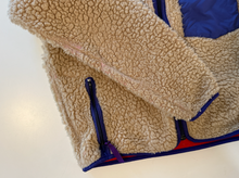Load image into Gallery viewer, Vintage Fleece Jacket (medium)