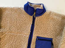 Load image into Gallery viewer, Vintage Fleece Jacket (medium)
