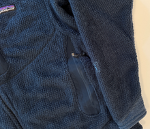 Load image into Gallery viewer, Thermal Zip Up (large)
