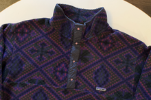 Load image into Gallery viewer, Vintage Pattern Fleece (x-large)