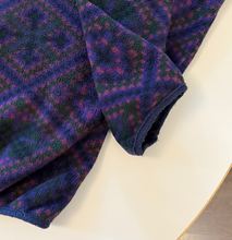 Load image into Gallery viewer, Vintage Pattern Fleece (x-large)
