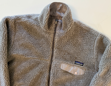Load image into Gallery viewer, Reversible Fleece Jacket (small/medium)